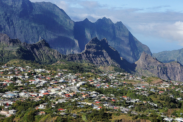 The village of Cilaos on Réunion (image courtesy of Philippe Vieux-Jeanton).